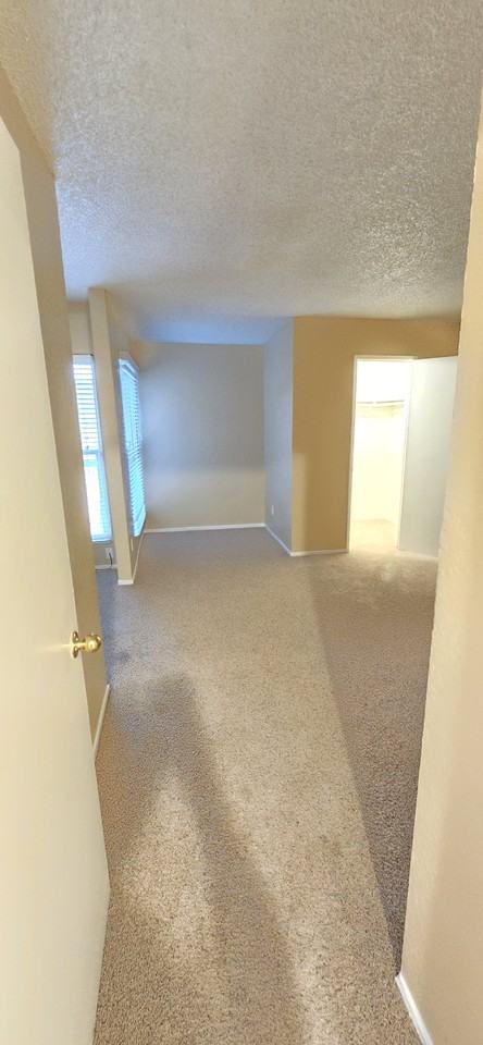 7166 N Fruit Ave #133 - Photo 2 of 19