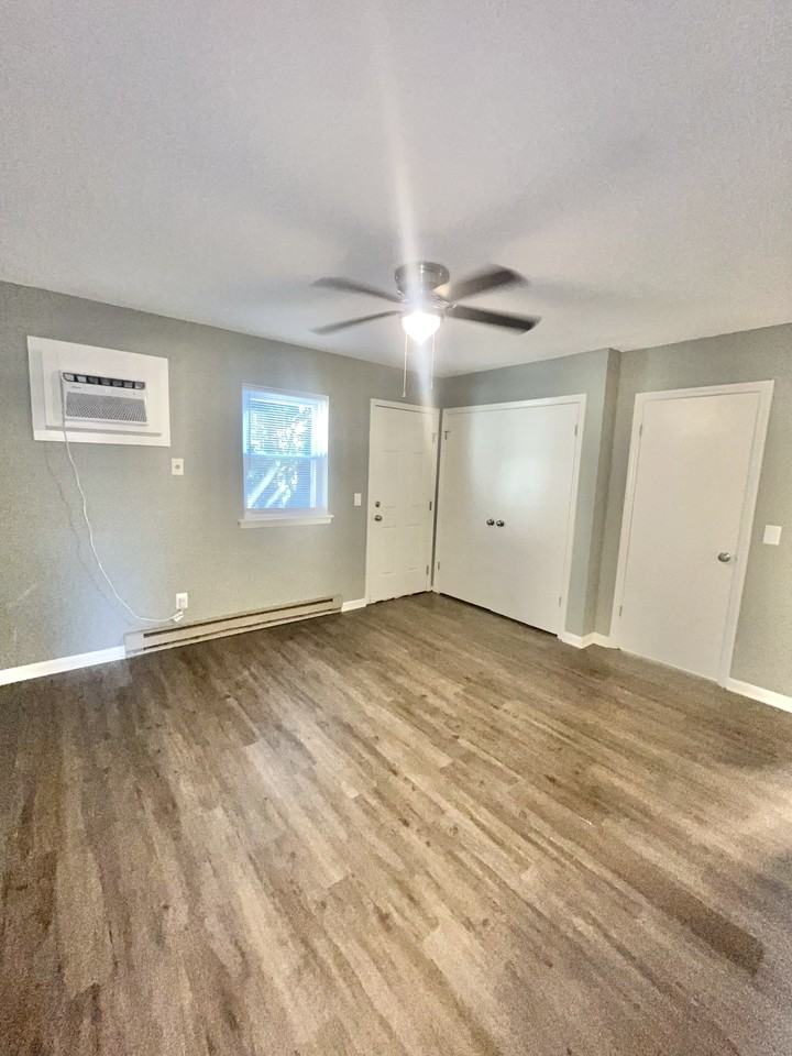 1095 Cheyenne Ct #B - Photo 7 of 15