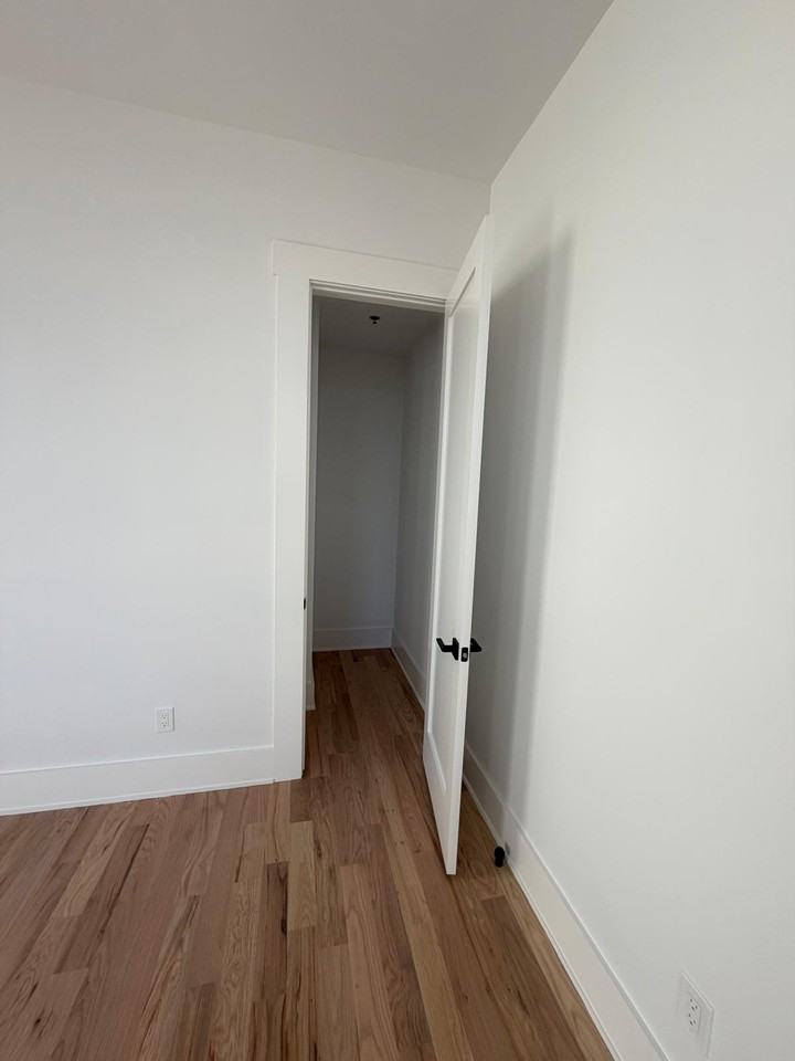 40 Broad Street - Photo 4 of 11