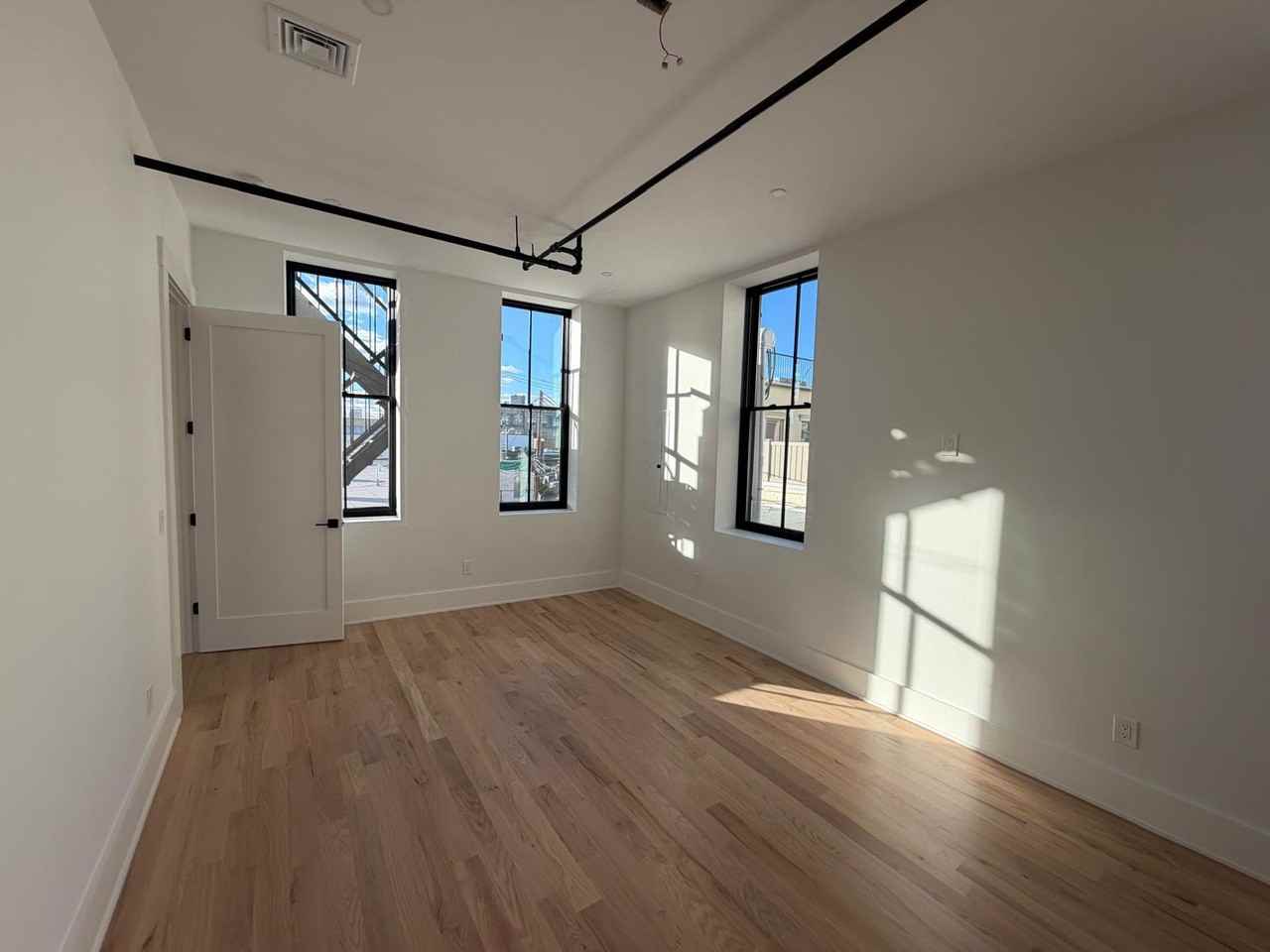 40 Broad Street - Photo 6 of 11