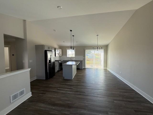 4035 22nd Avenue #4035 - Photo 3 of 15