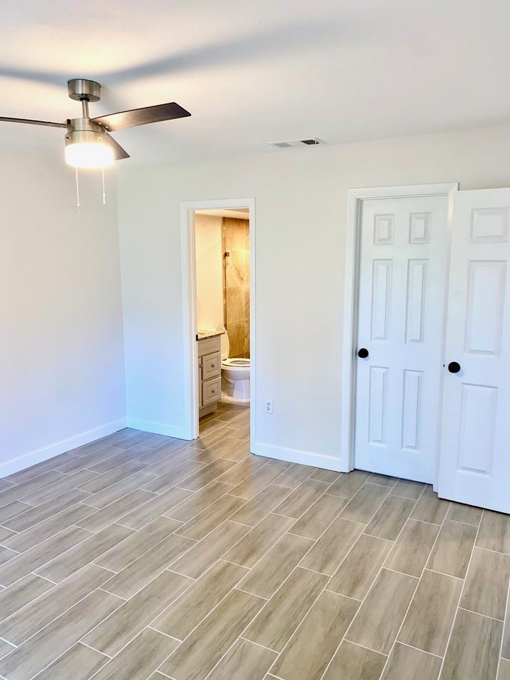 5340 Royal Palm Ave #5340 - Photo 5 of 10