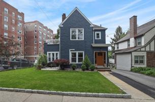 featured image of 310 Collins Avenue #1