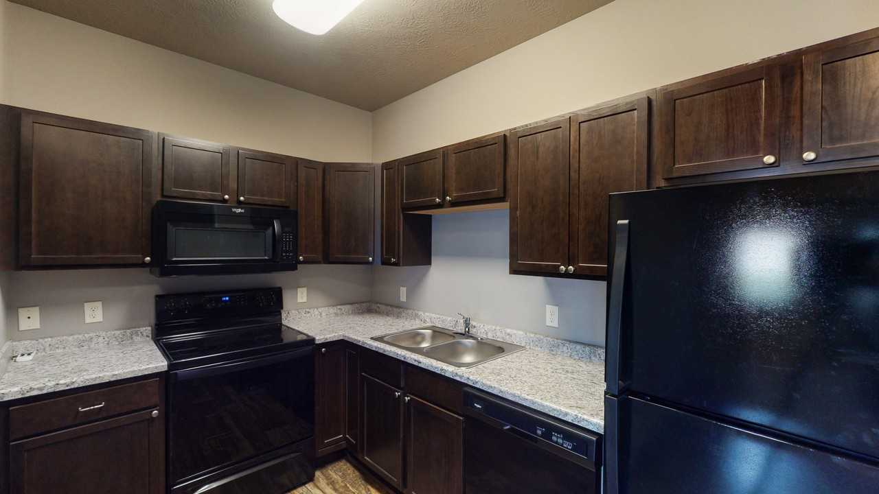 1510 Juneau Pl Se #1 - Photo 5 of 9