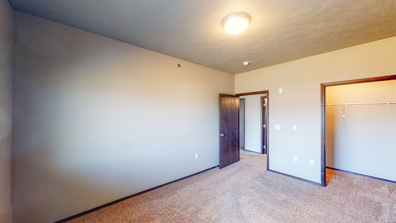 1510 Juneau Pl Se #1 - Photo 6 of 11