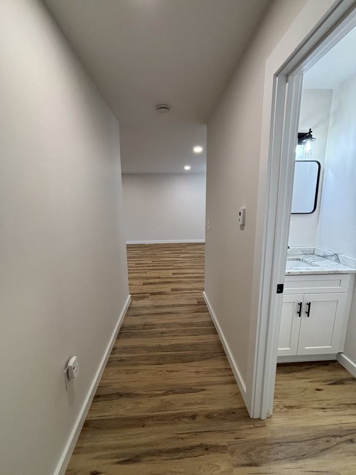 20 Pond Rd #1 - Photo 4 of 17