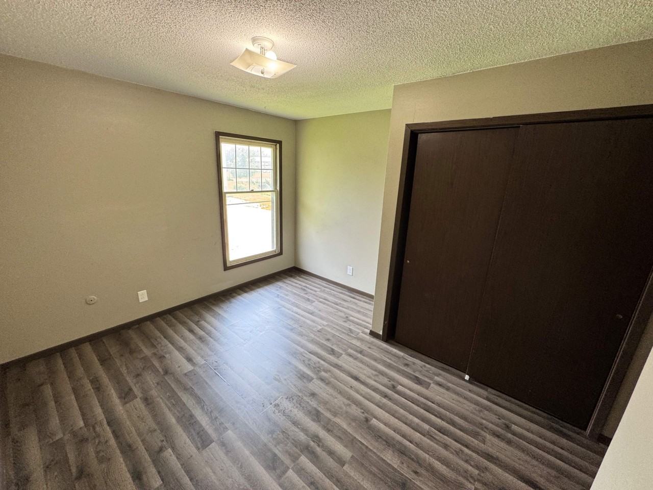 101 4th Ave W #101 - Photo 3 of 8