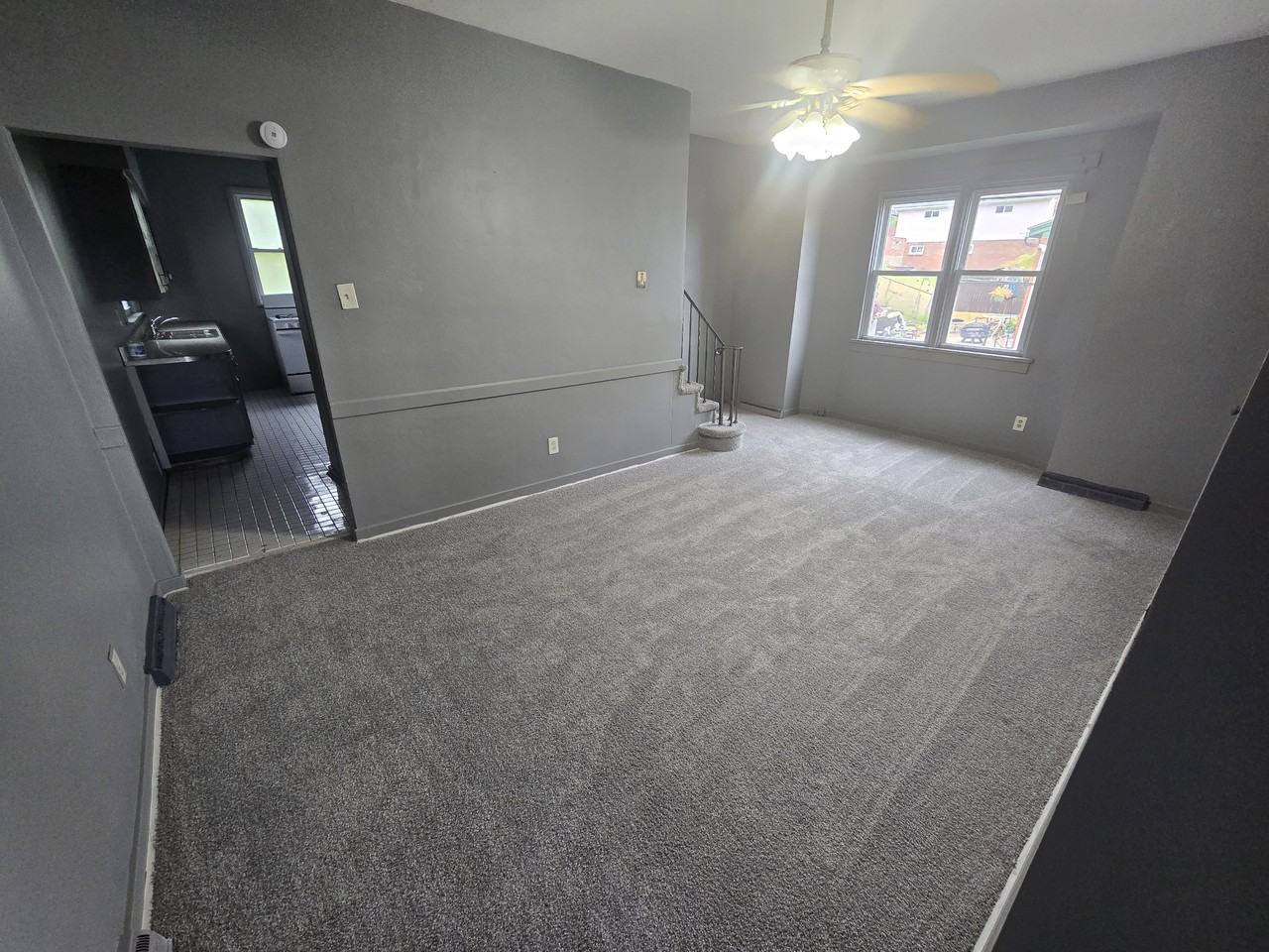 515 Indiana Ave #NA - Photo 2 of 11