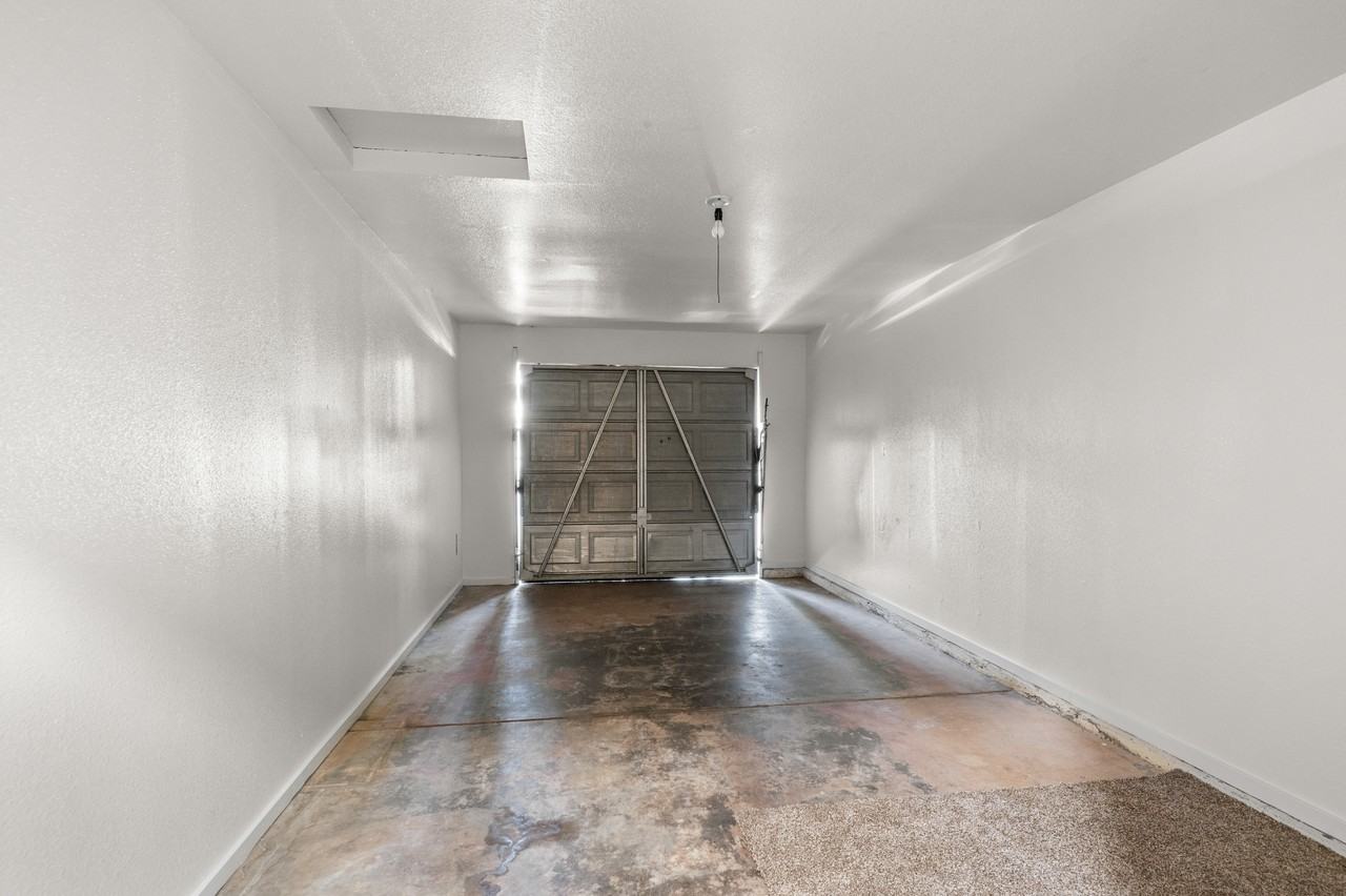 1580 Dana Dr #5 - Photo 4 of 7