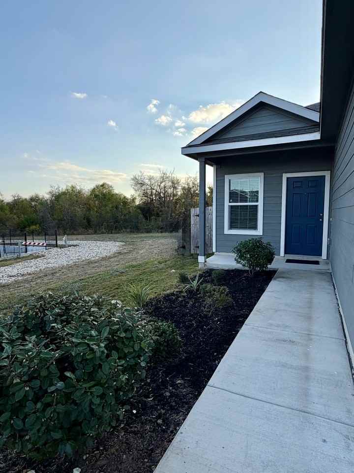 2821 Dezmond Diamond Ct #NA - Photo 2 of 18