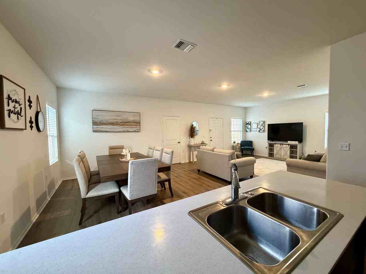 2821 Dezmond Diamond Ct #NA - Photo 6 of 18