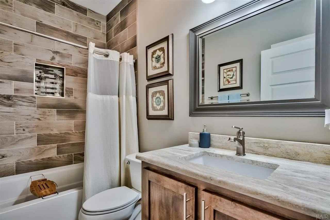 1121 E Maxwell St #NA - Photo 7 of 20