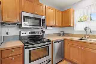 763 18th St Ne #NA - Photo 4 of 14