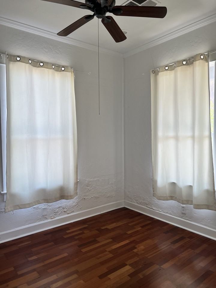 720 N 9th Ave #NA - Photo 7 of 10