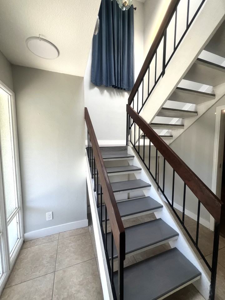 23322 Caminito Andreta - Photo 2 of 21