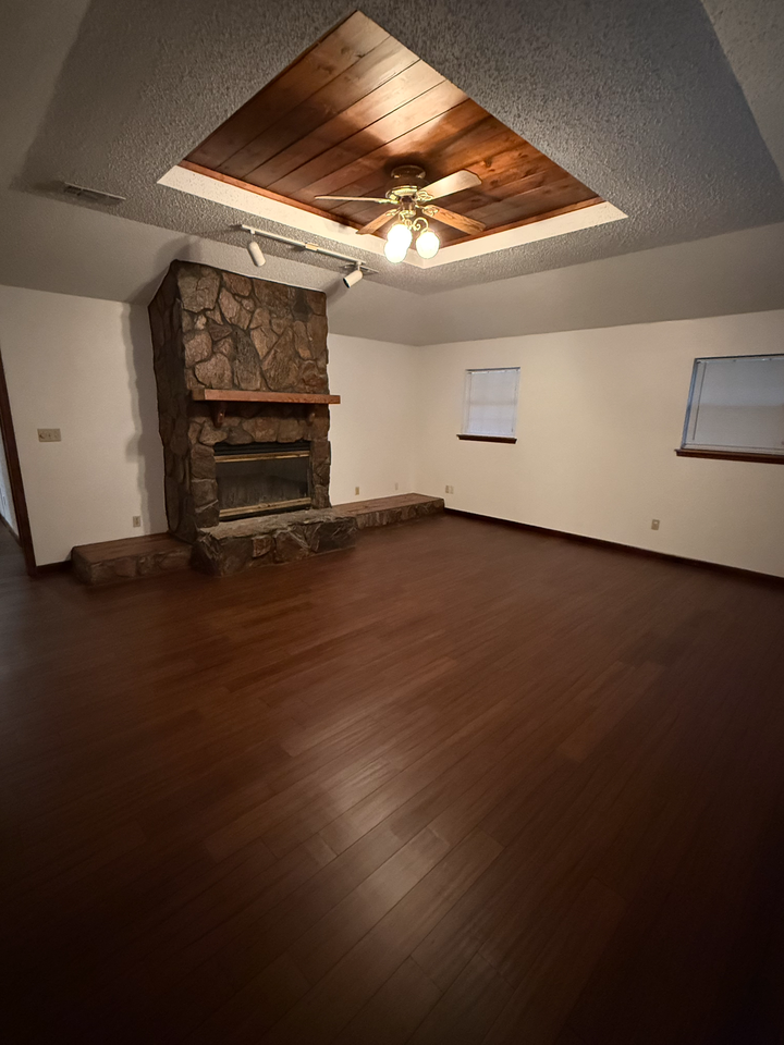 3809 Addison Ave #NA - Photo 7 of 19