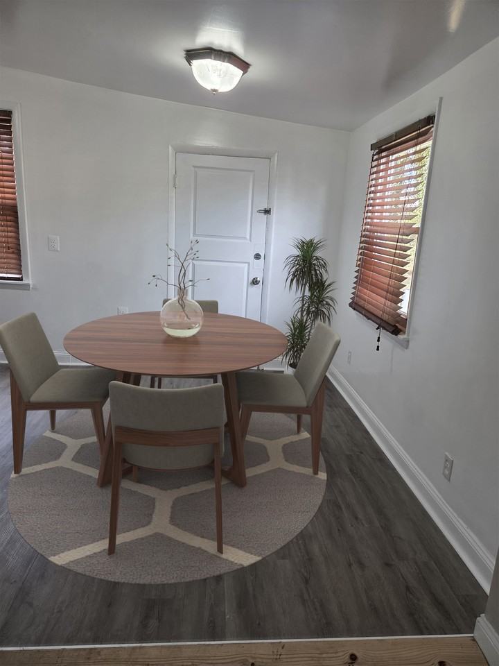 1010 58th Ave #NA - Photo 6 of 8