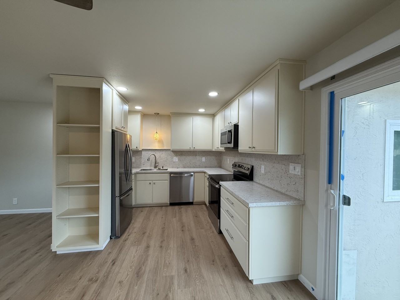 1127 Dover Drive #NA - Photo 4 of 17