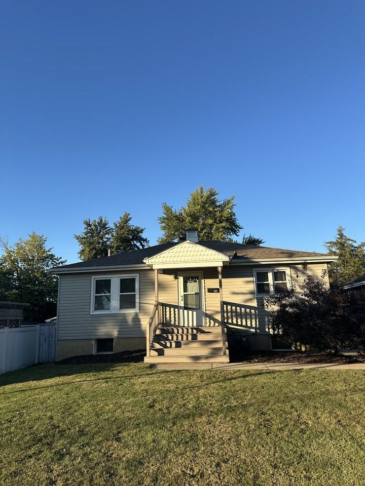 220 Thornton St #NA - Photo 5 of 6