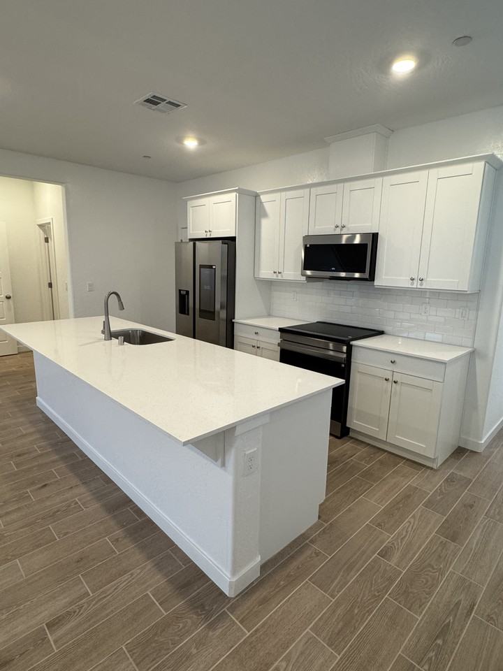 1137 Granite Dr W #NA - Photo 2 of 19