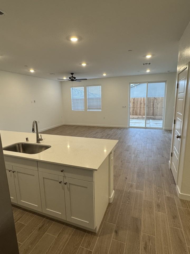 1137 Granite Dr W #NA - Photo 5 of 19