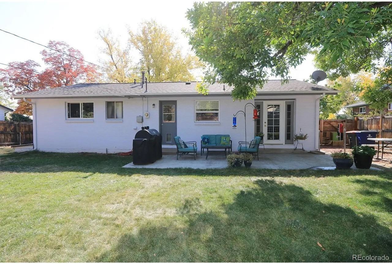 6181 W Alder Ave #NA - Photo 2 of 12