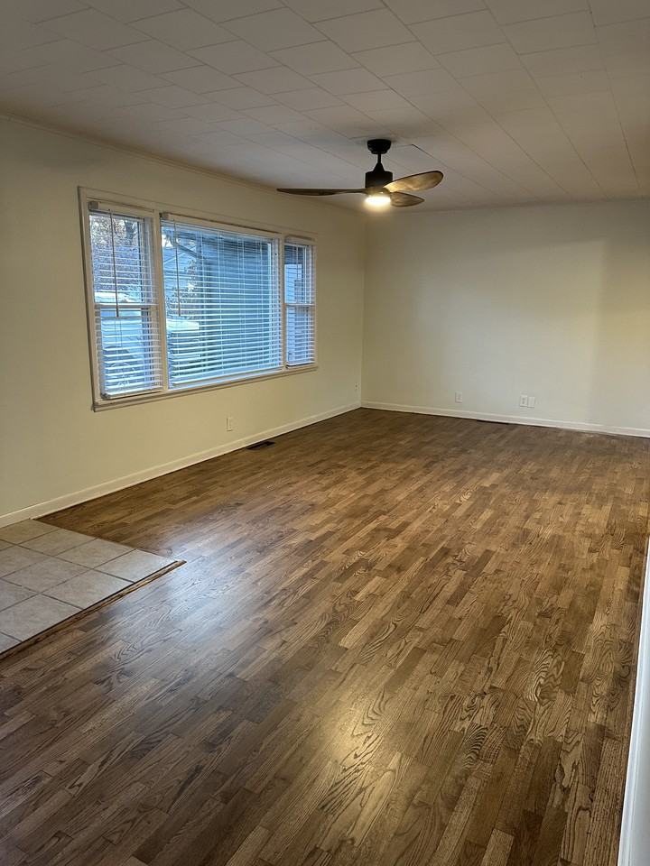 615 Barton Street #NA - Photo 3 of 11