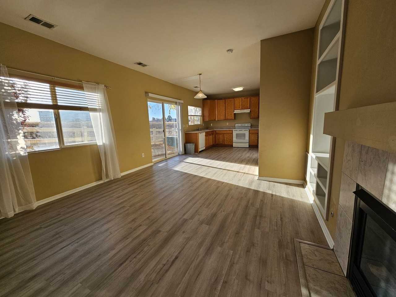 14952 E Maple Pl - Photo 7 of 49