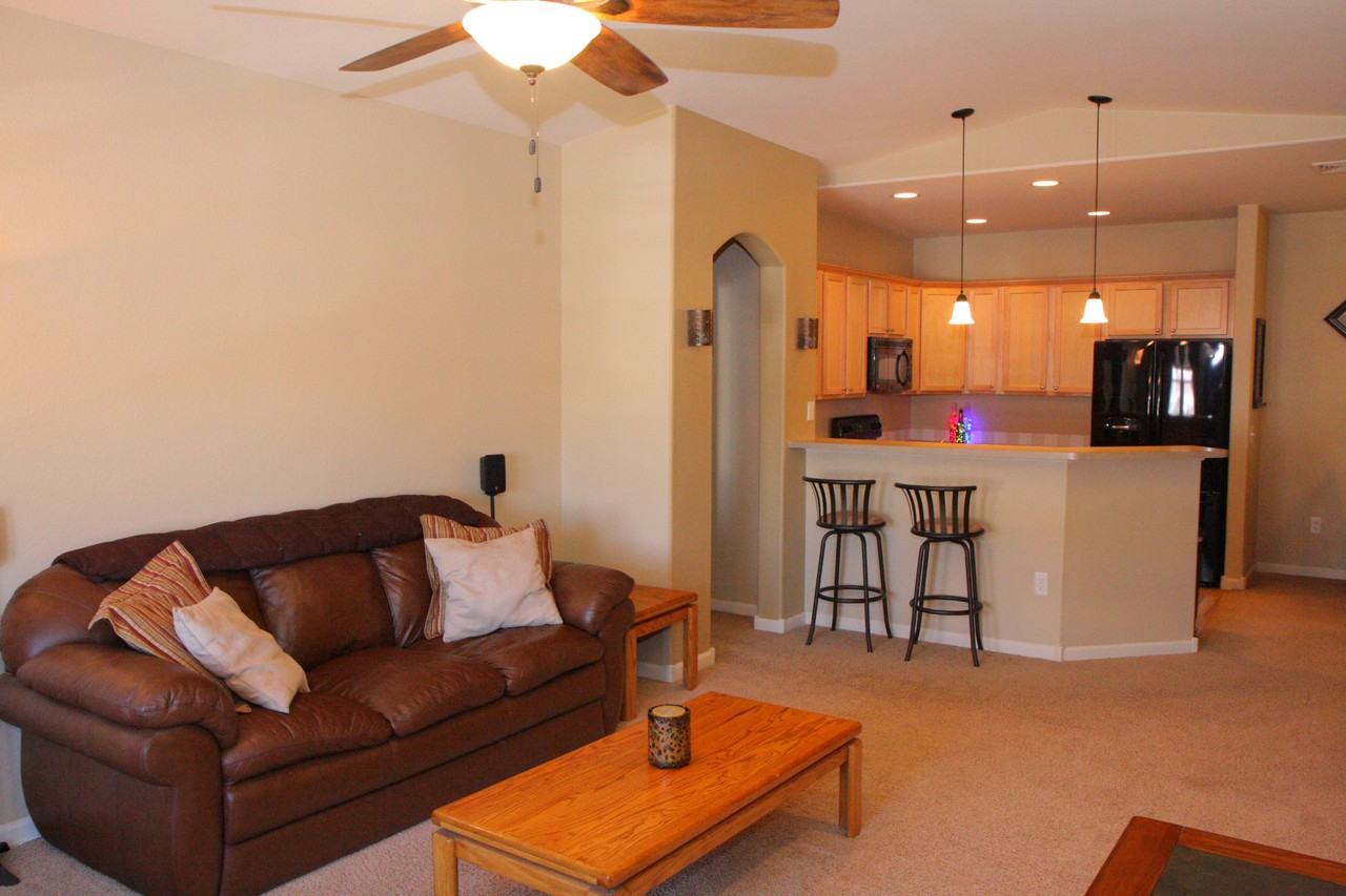 2421 Owens Ave #204 - Photo 2 of 22