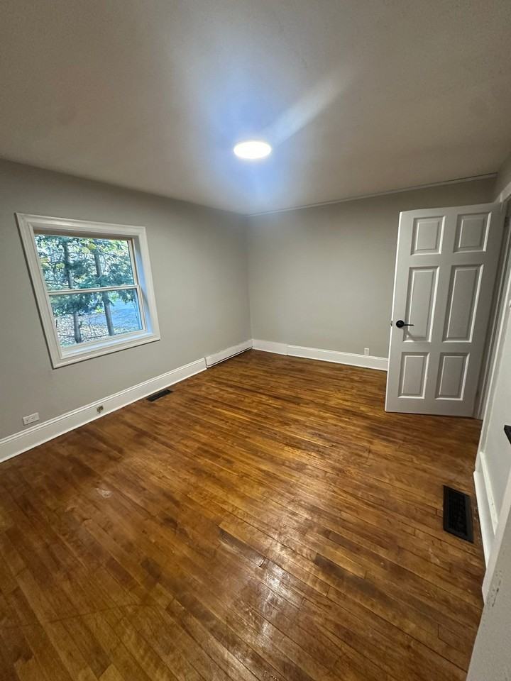 2 Victoria Street #2 - Photo 3 of 10