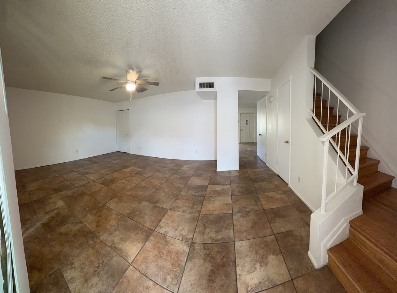 4595 North 17th Avenue #4595 - Photo 6 of 28