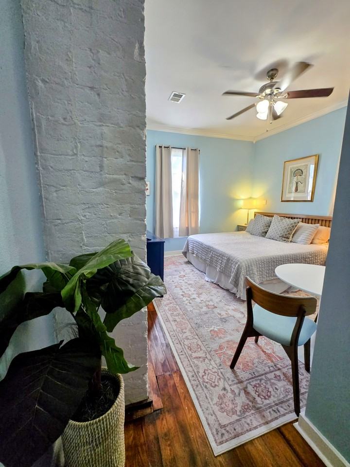 317 N Barcelona St #2 - Photo 3 of 10