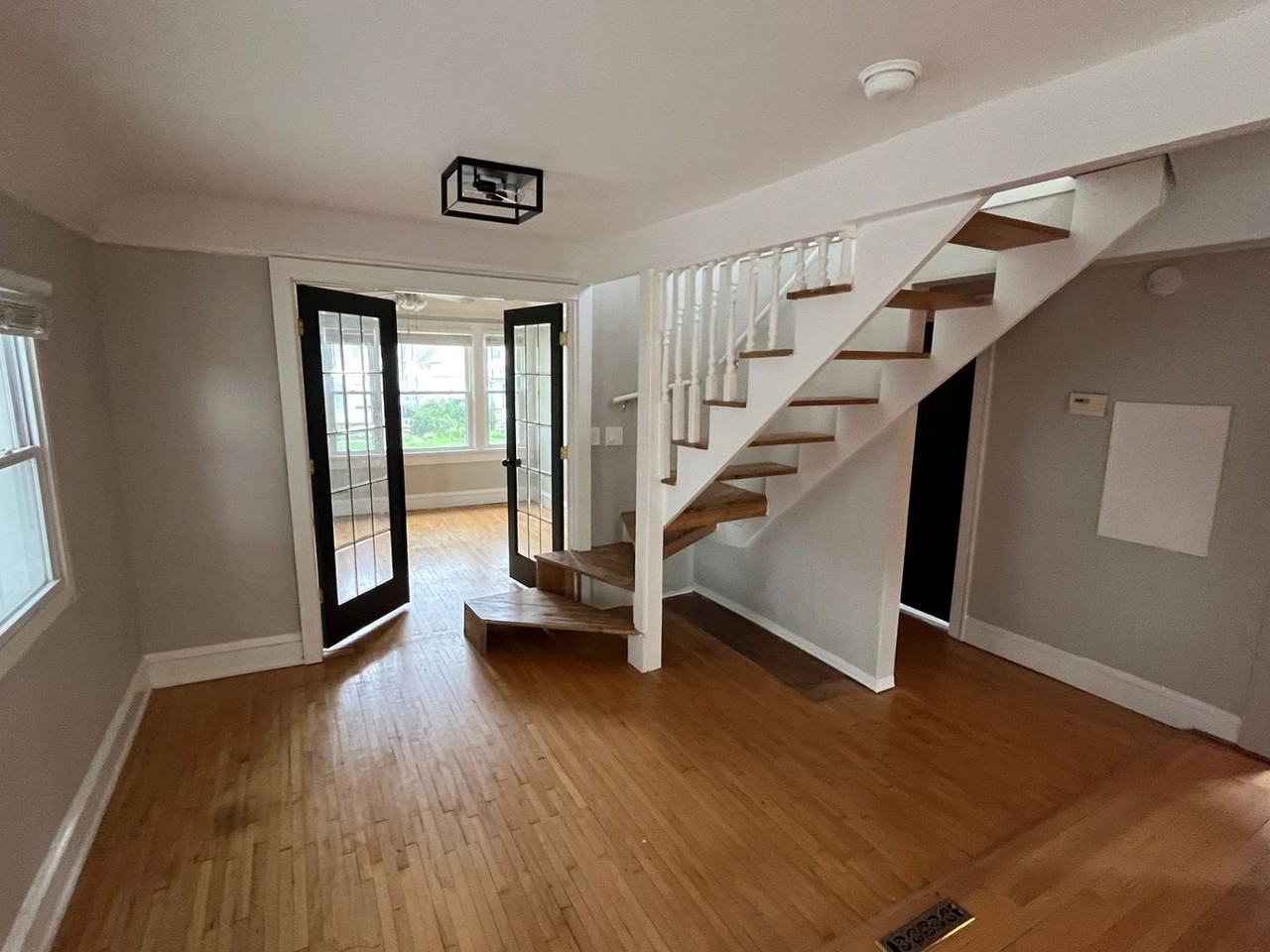 3215 N Bartlett Ave - Photo 5 of 21