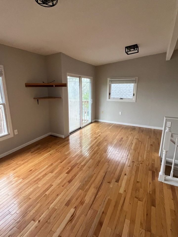 3215 N Bartlett Ave - Photo 6 of 21