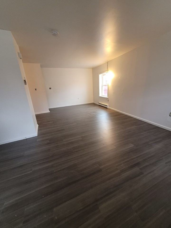 5 West Franklin Street - Photo 2 of 18