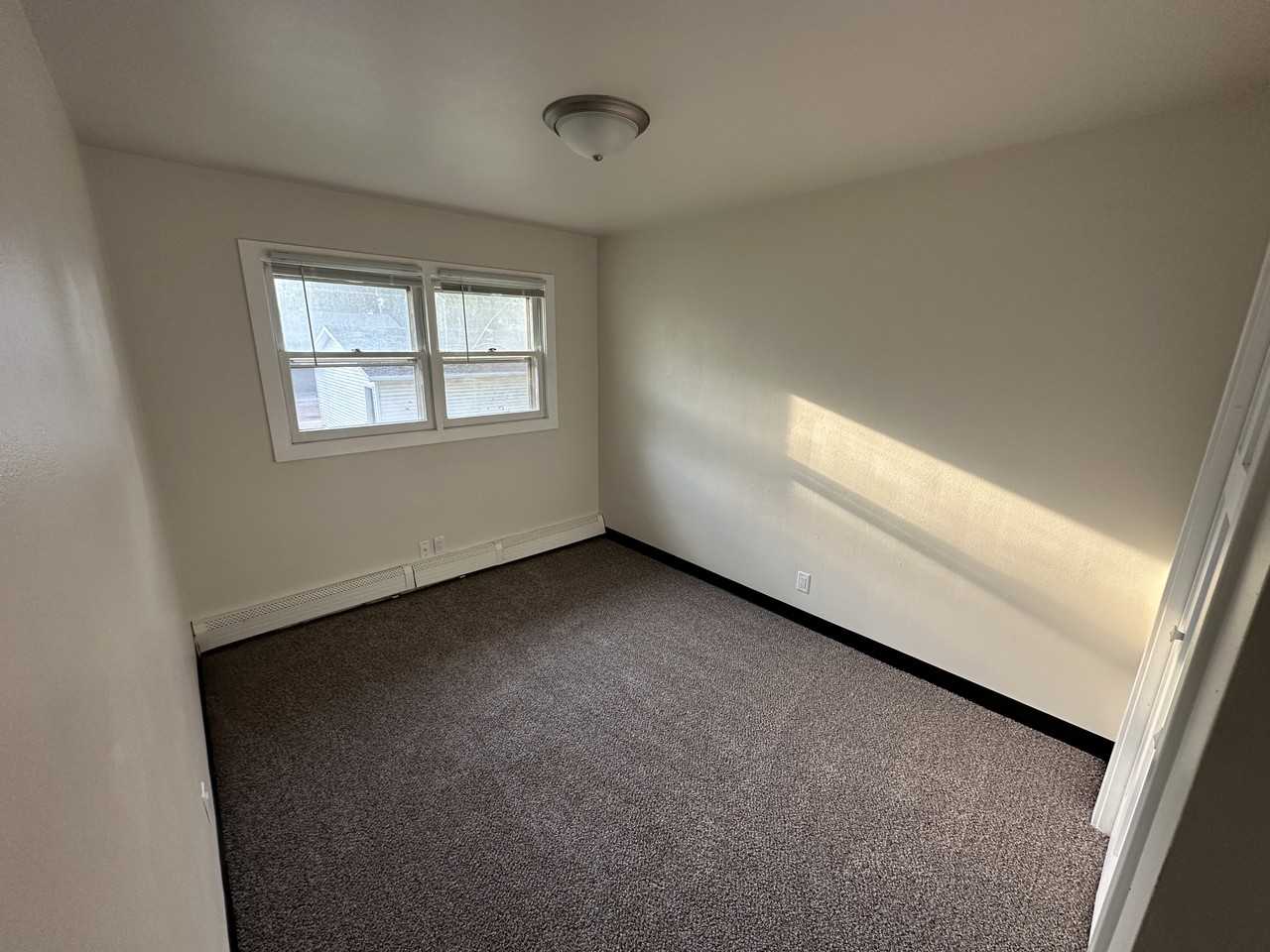 321 Delaware Ave Sw #1 - Photo 2 of 7