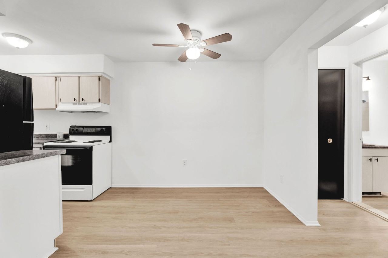 Corewell House Apartments - Photo 3 of 11