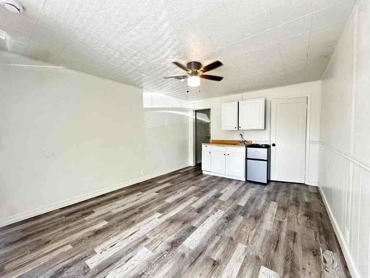 150 S Main St #4 - Photo 2 of 4