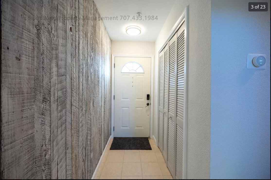 202 Foss Creek Cir #D - Photo 3 of 17