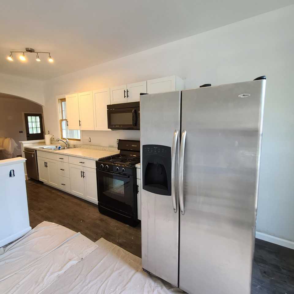 309 Lake Street - Photo 2 of 24