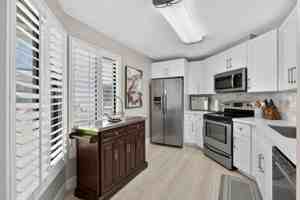 featured image of 406 Harbour Pointe Way