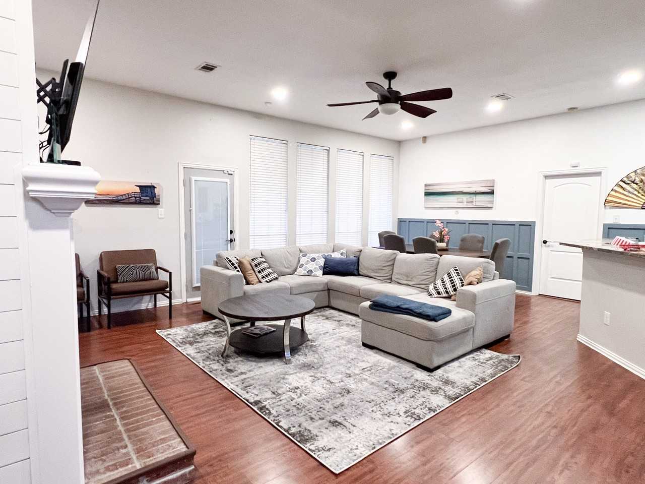 1207 Old Knoll Drive #NA