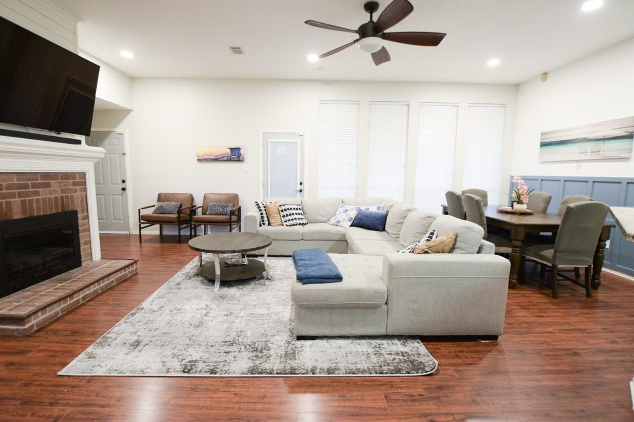 1207 Old Knoll Dr #NA - Photo 6 of 26
