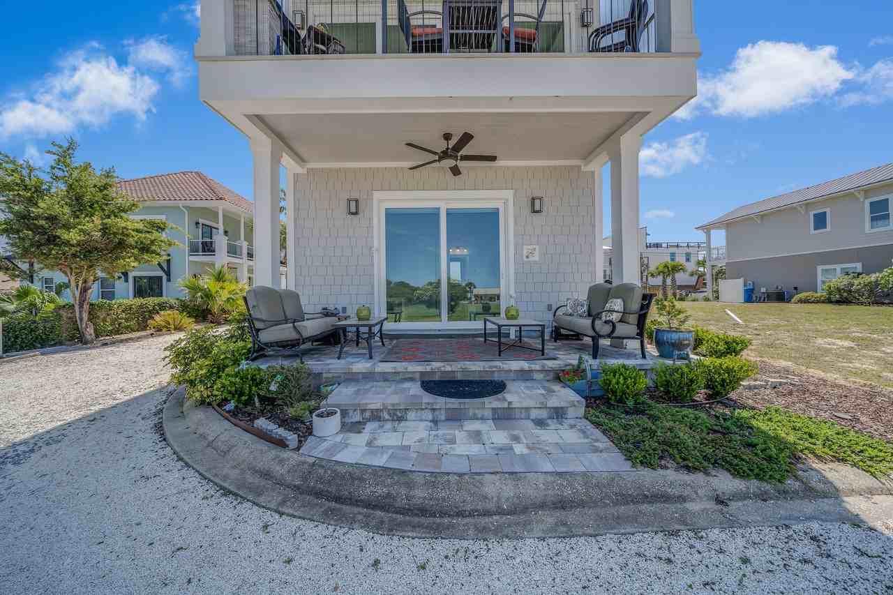 109 E Lakeshore Dr - Photo 3 of 9