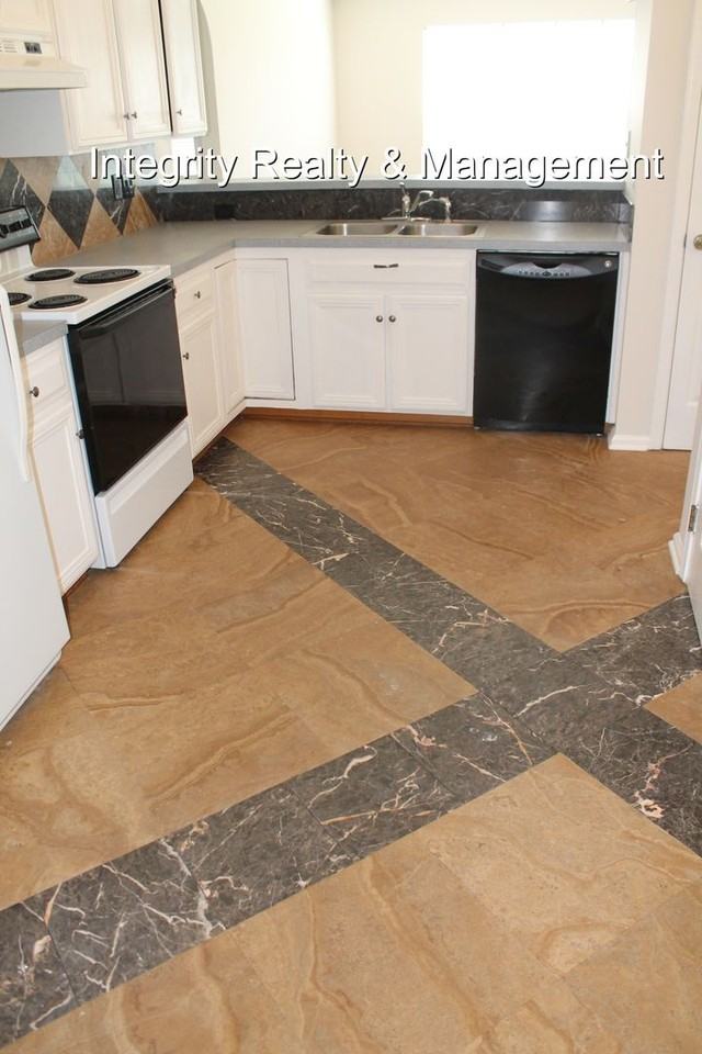 2915 Whirlaway Ct - Photo 6 of 22