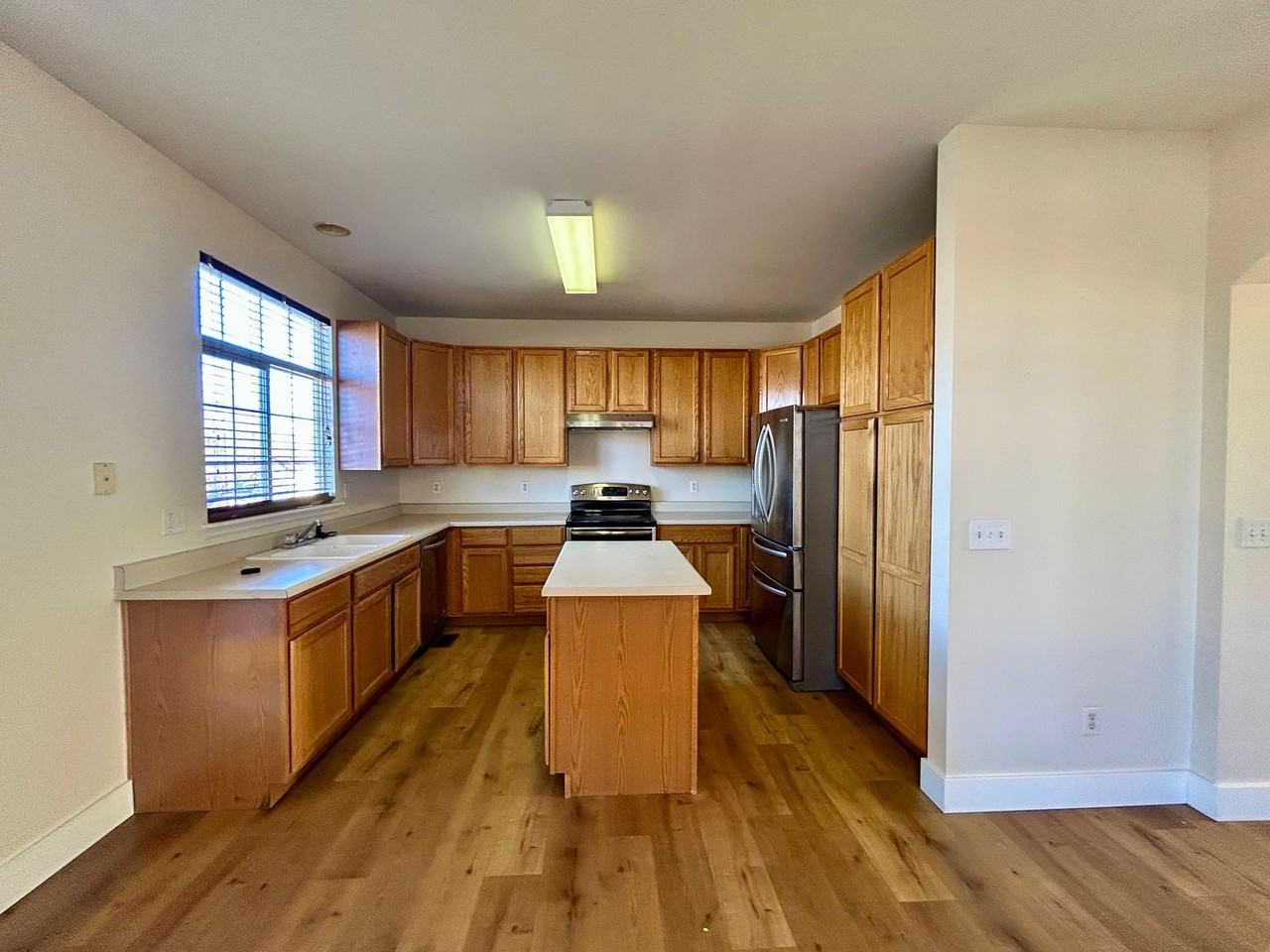 2855 Rock Creek Cir #317 - Photo 4 of 27