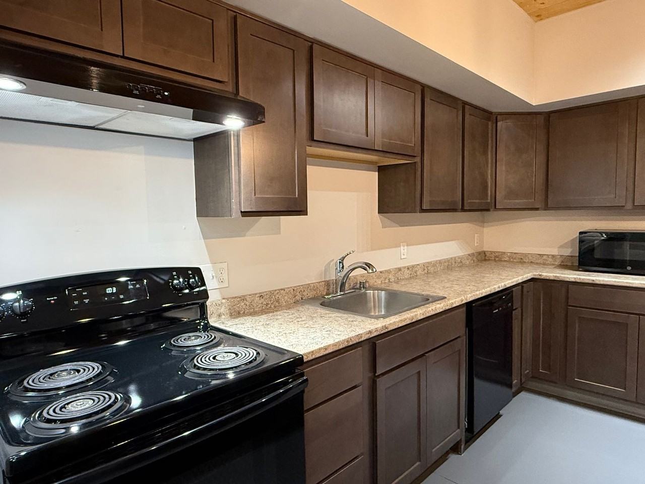 1026 West 1st Street #A106 - Photo 5 of 15