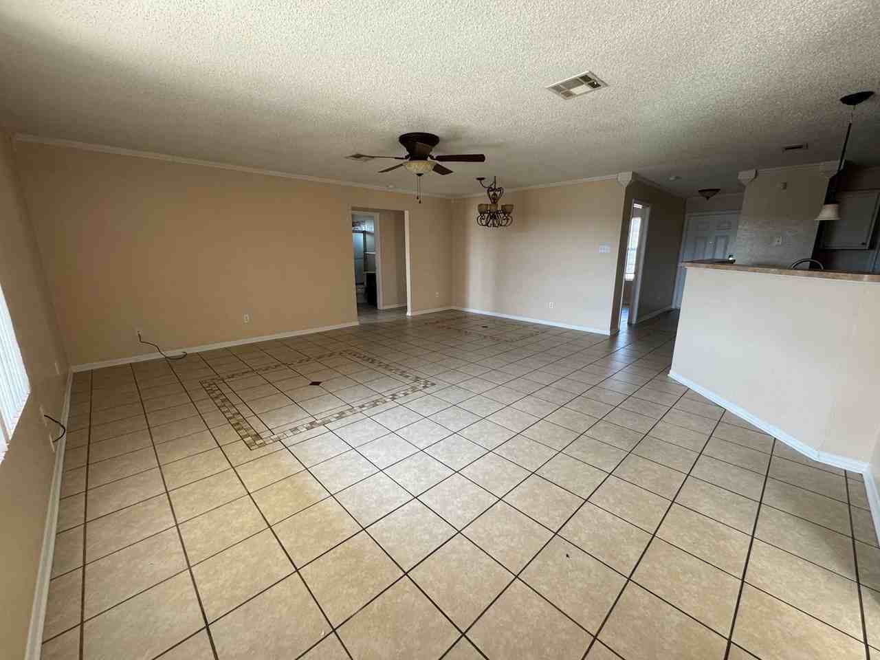 4602 Hank Dr - Photo 5 of 28