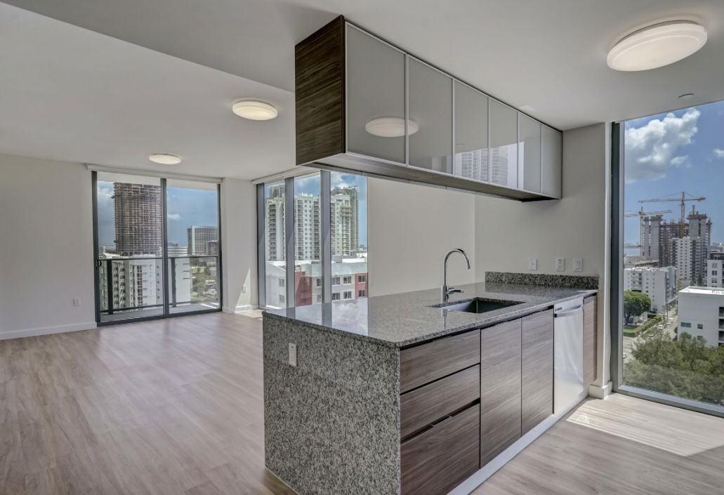 Ne 24th St #1202 - Photo 4 of 8