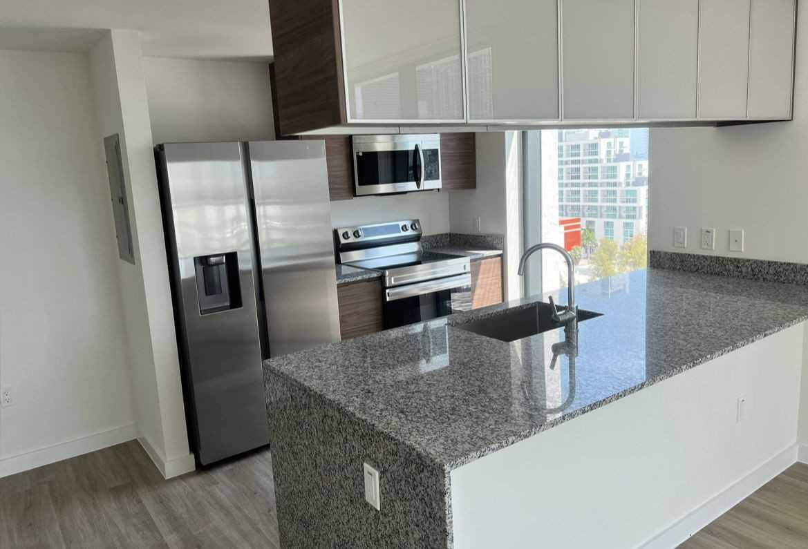 Ne 24th St #1202 - Photo 5 of 8